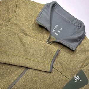 Arc’teryx Men’s Medium Green Polartec Fleece Jacket